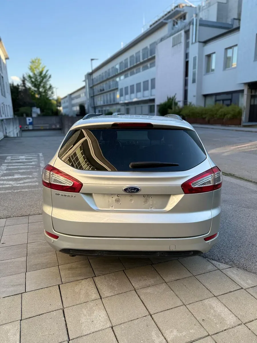 Ford Mondeo 2013 photo 2