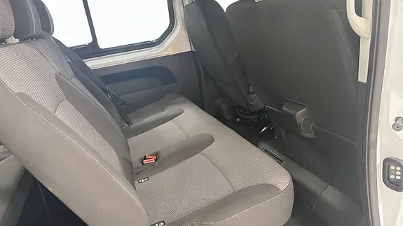 Renault Trafic 2024 photo 5