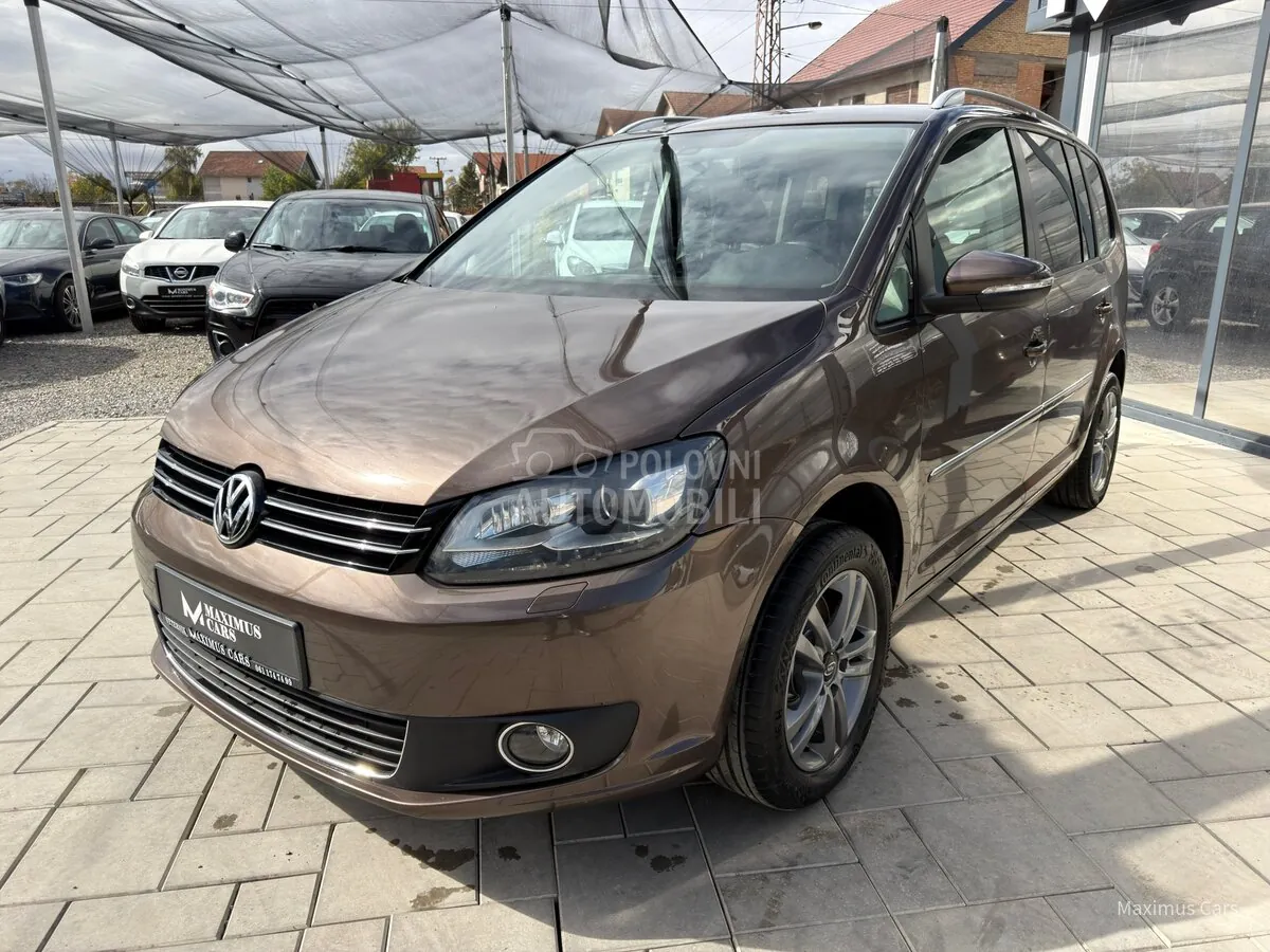 Volkswagen Touran 2010 photo 3