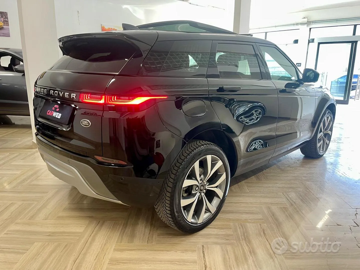 Land Rover Range Rover Evoque 2021 photo 4