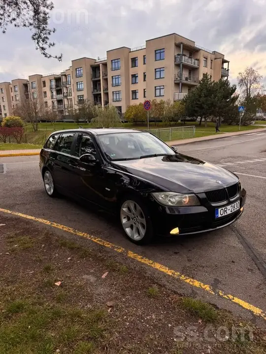 BMW 320I 2007 photo 2