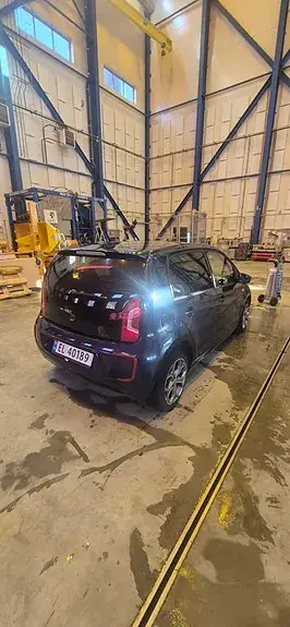 Volkswagen E-Up! 2014 photo 3