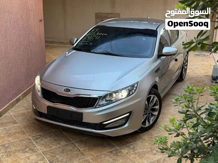 Kia K5 2011 photo 4