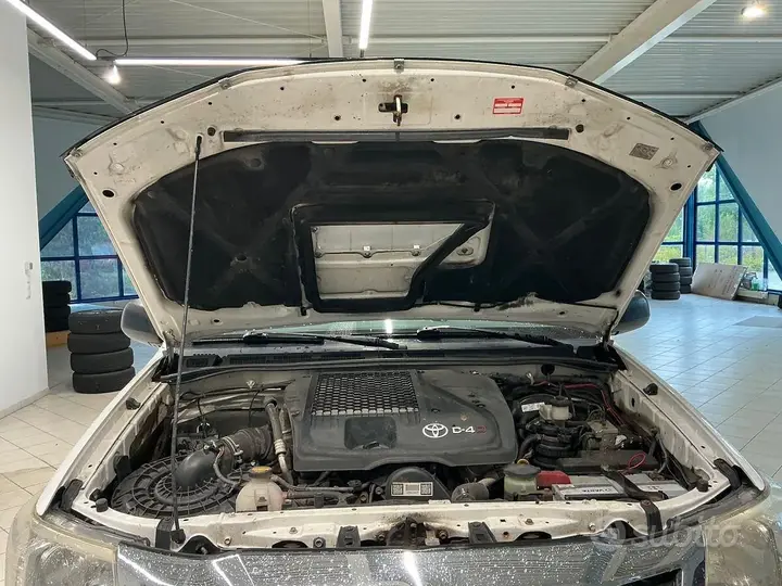 Toyota Hilux 2013 photo 5