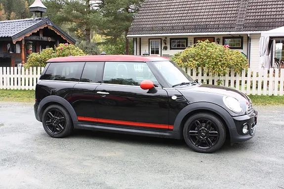 Mini Clubman Cooper D 2014 photo 4