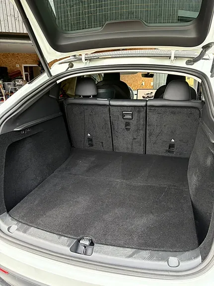 Tesla Model Y 2023 photo 5