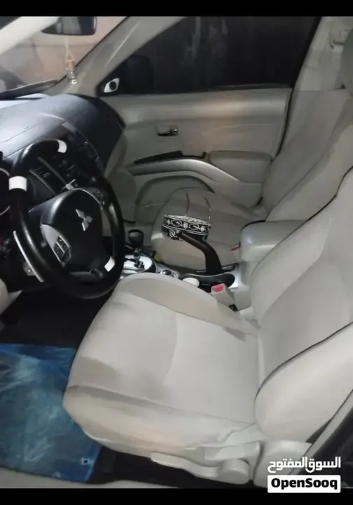 Mitsubishi Outlander 2009 photo 3
