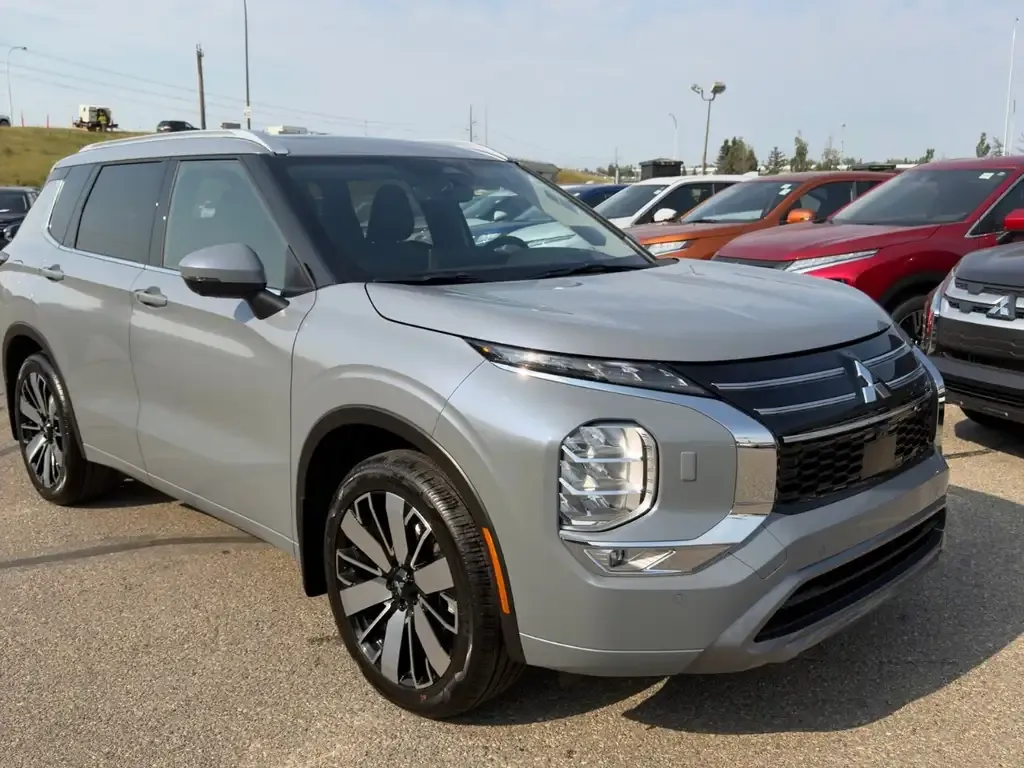 Mitsubishi Outlander 2026 photo 3