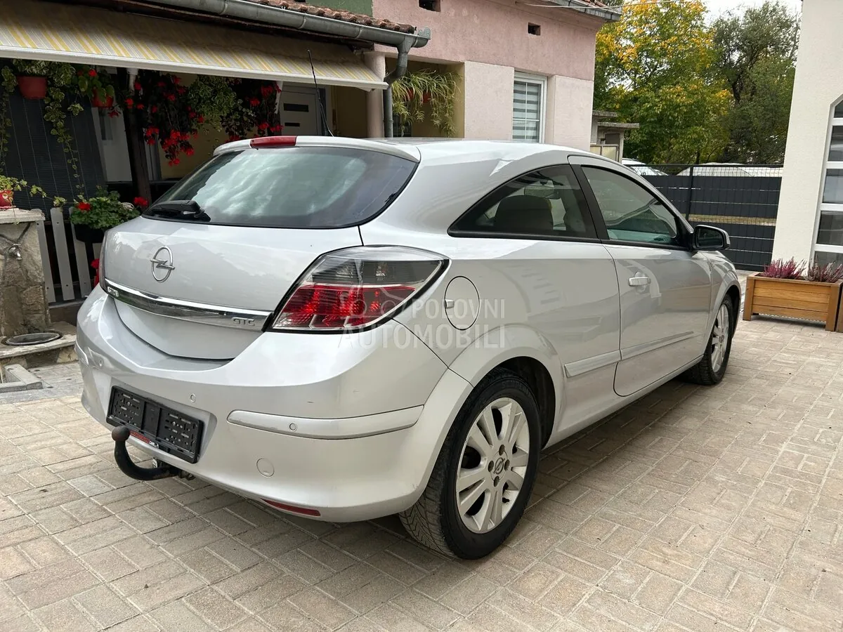 Opel Astra H 2006 photo 4