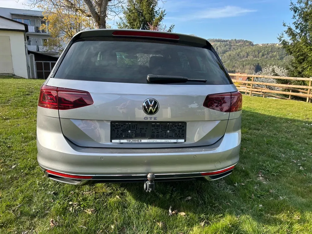 Volkswagen Passat 2023 photo 3