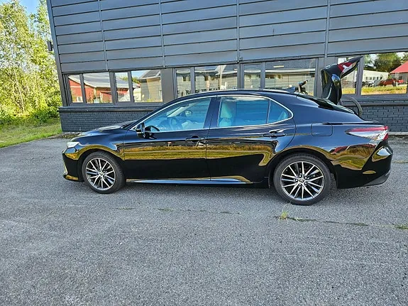 Toyota Camry 2023 photo 4