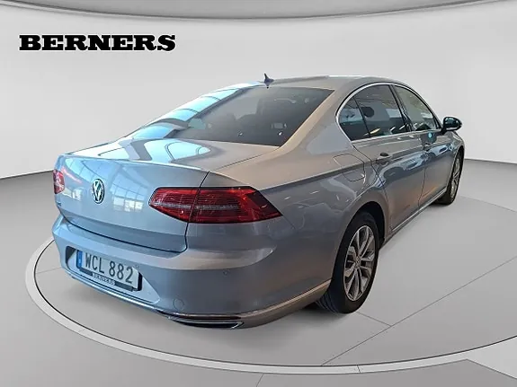 Volkswagen Passat 2019 photo 5