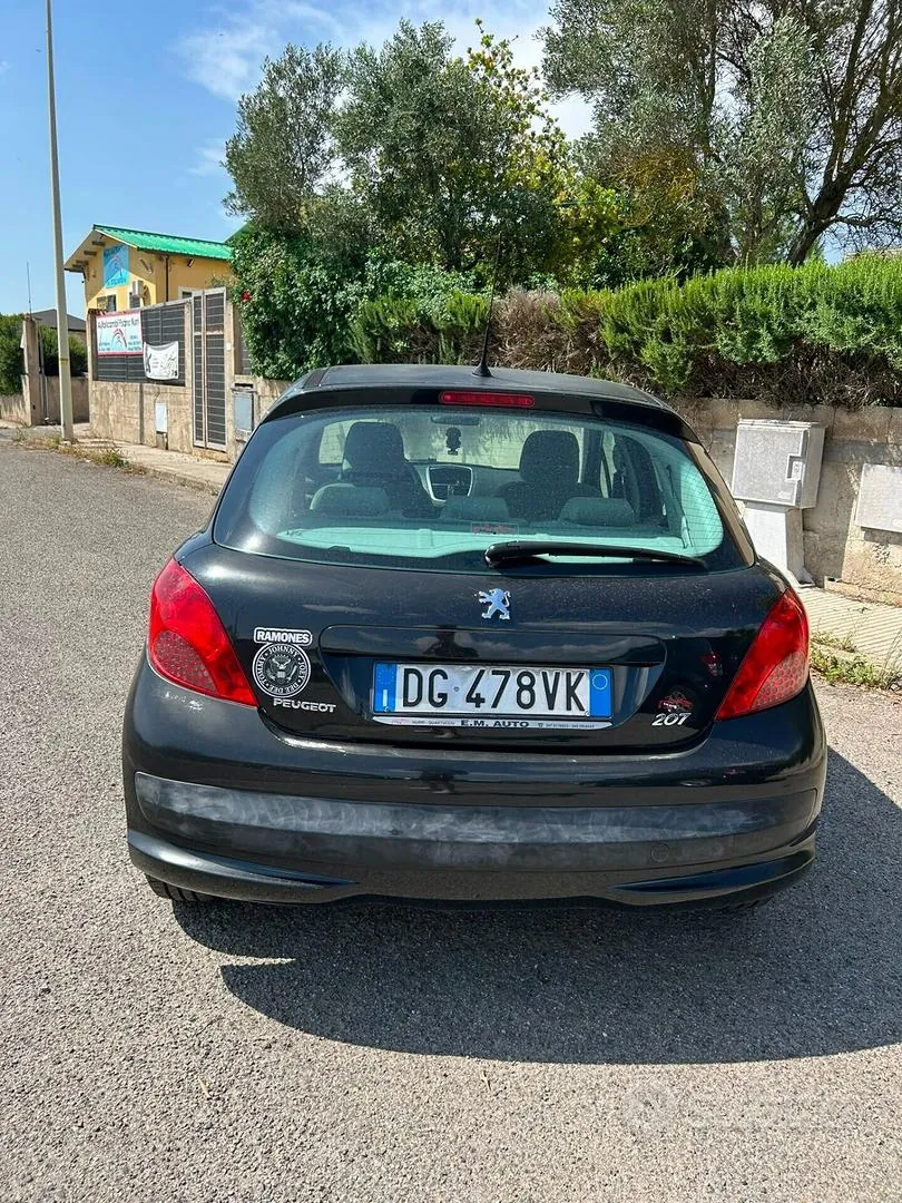 Peugeot 207 2007 photo 5
