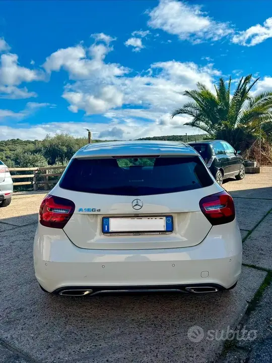 Mercedes-Benz A-Class 2017 photo 2