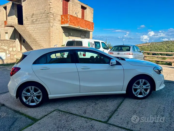 Mercedes-Benz A-Class 2017 photo 3