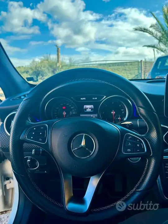 Mercedes-Benz A-Class 2017 photo 4