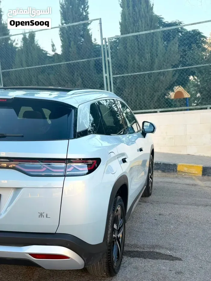 BYD Song L 2024 photo 4