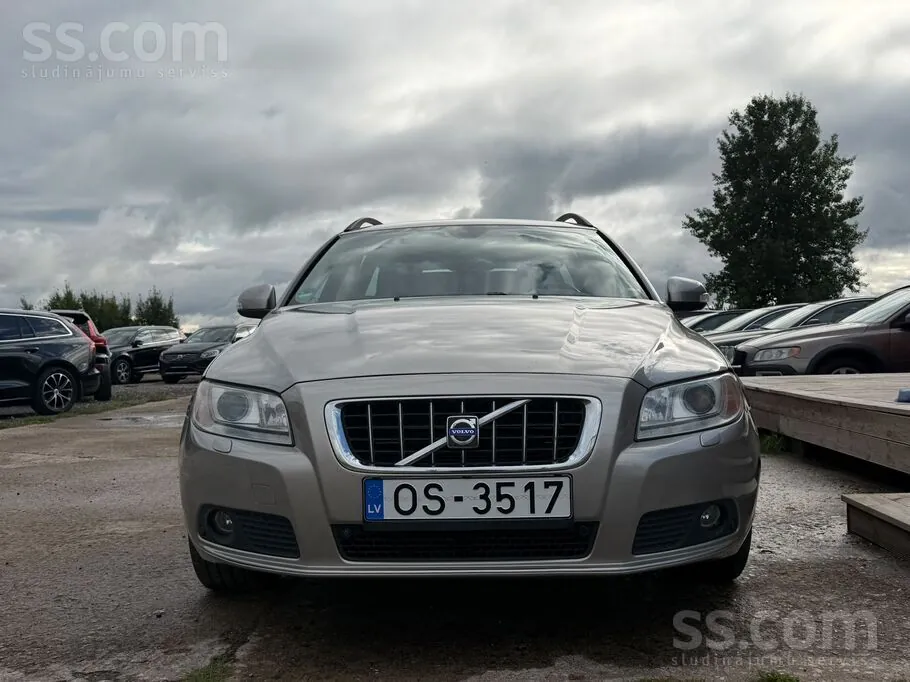 Volvo V70 2008 photo 2