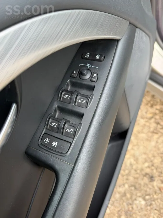 Volvo V70 2008 photo 5