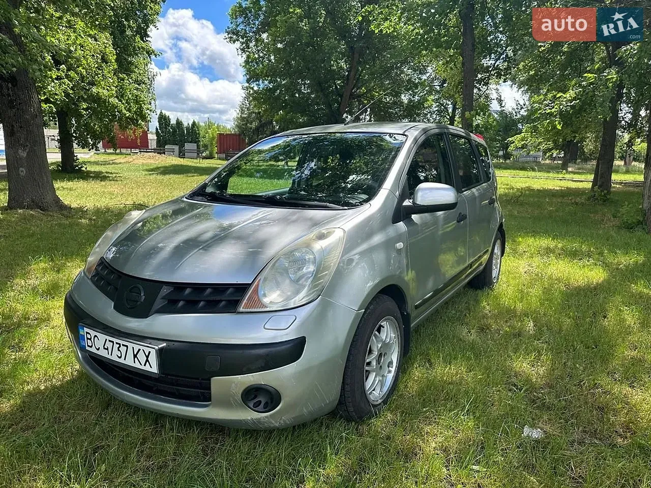 Nissan Note 2006 photo 5