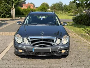 Mercedes-Benz E-Class 2007 photo 2