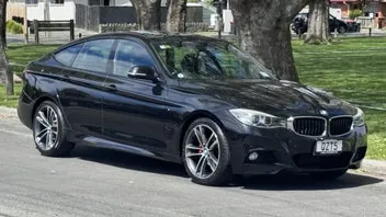BMW 320I 2014 photo 2