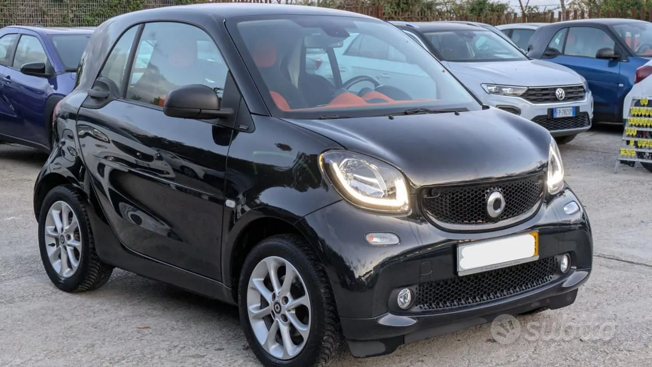 Smart Fortwo 2017 photo 2