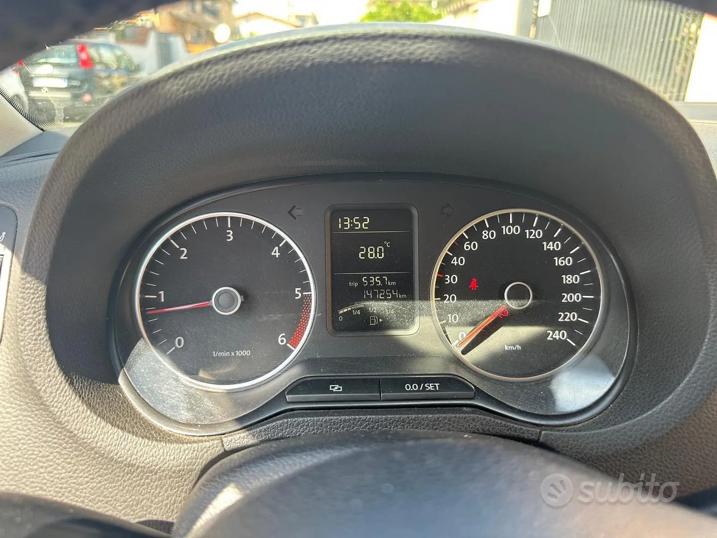 Volkswagen Polo 2010 photo 2