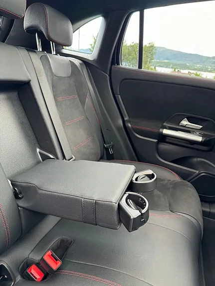 Mercedes-Benz Eqa300 2023 photo 5