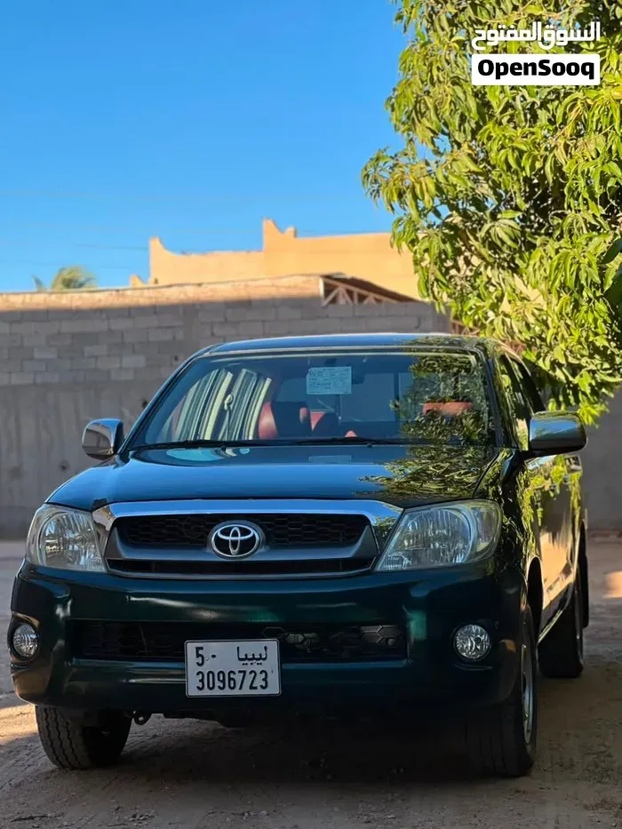 Toyota Hilux 2010 photo 4