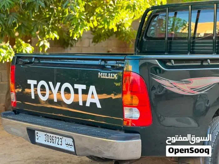 Toyota Hilux 2010 photo 3