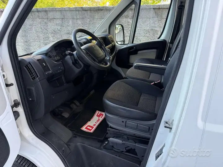 Peugeot Boxer 2016 photo 2