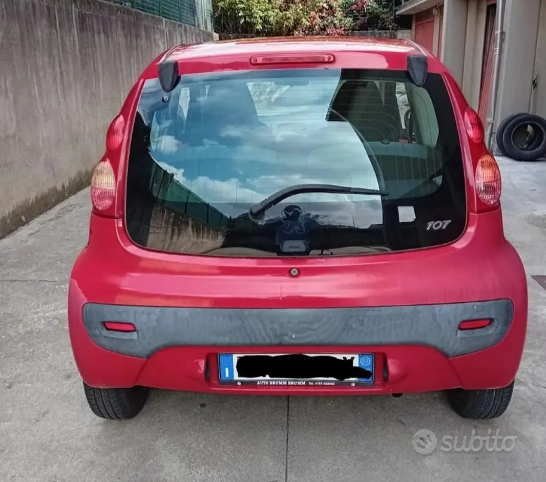 Peugeot 107 2008 photo 4