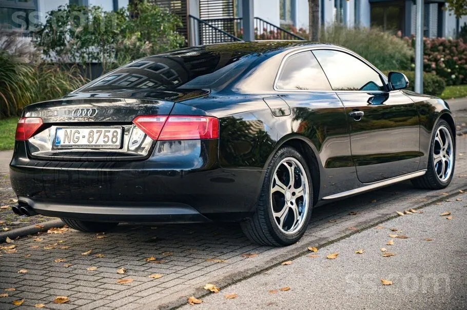 Audi A5 2008 photo 4