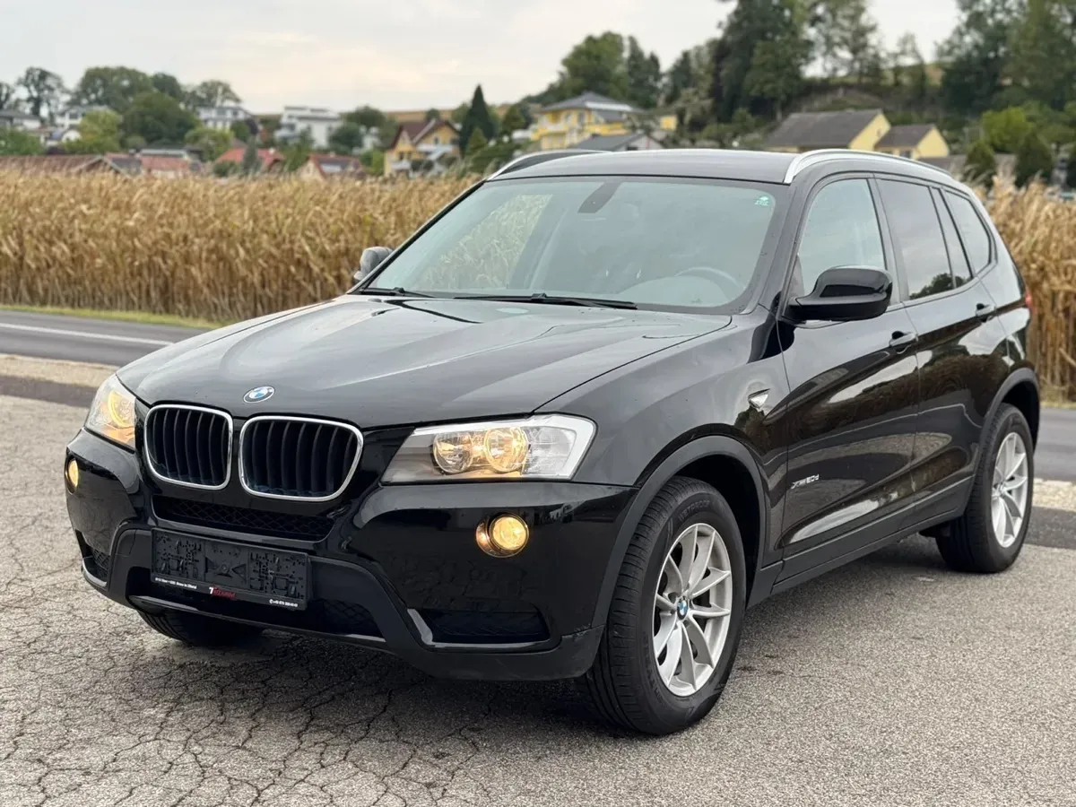 BMW X3 2012 photo 3