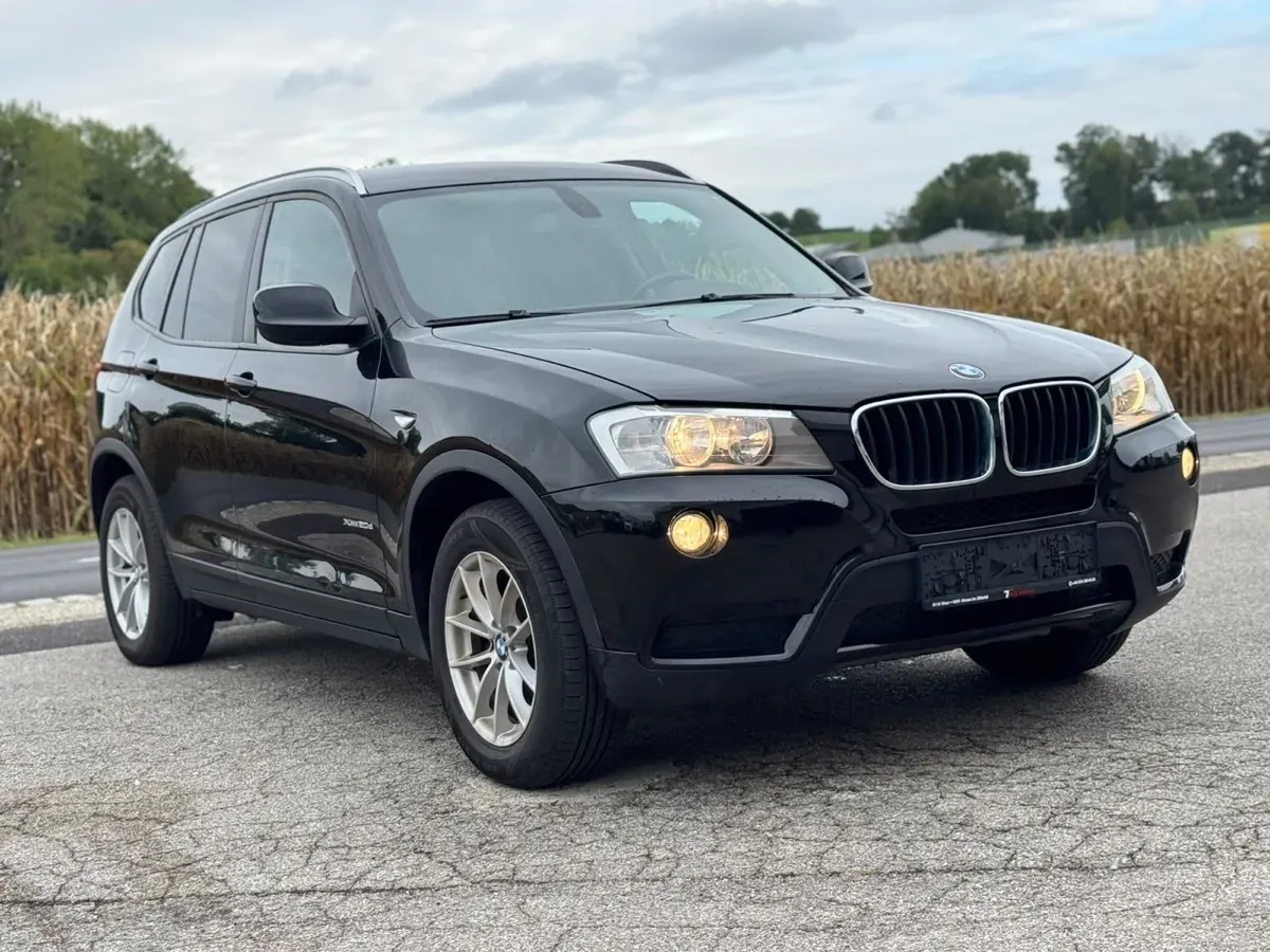 BMW X3 2012 photo 2