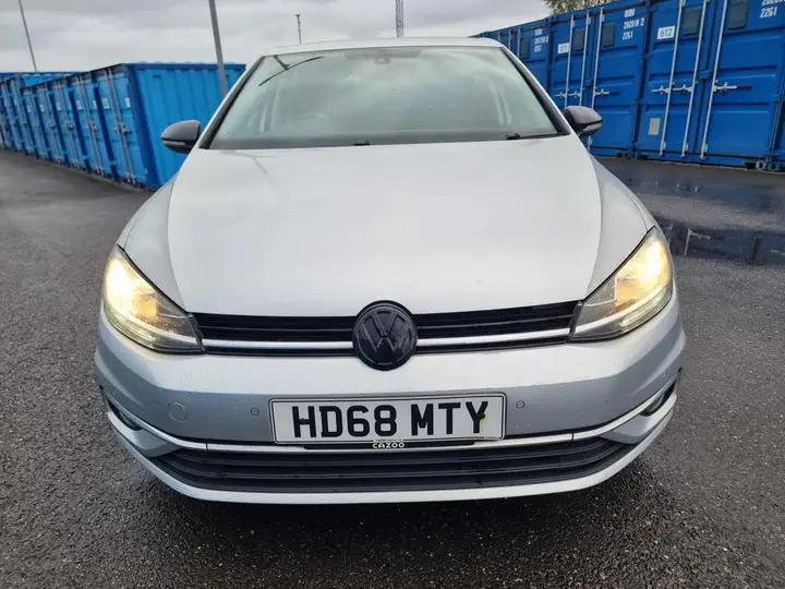 Volkswagen Golf 2019 photo 3