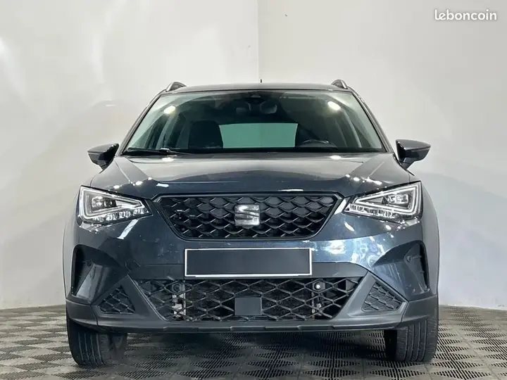 Seat Arona 2024 photo 3
