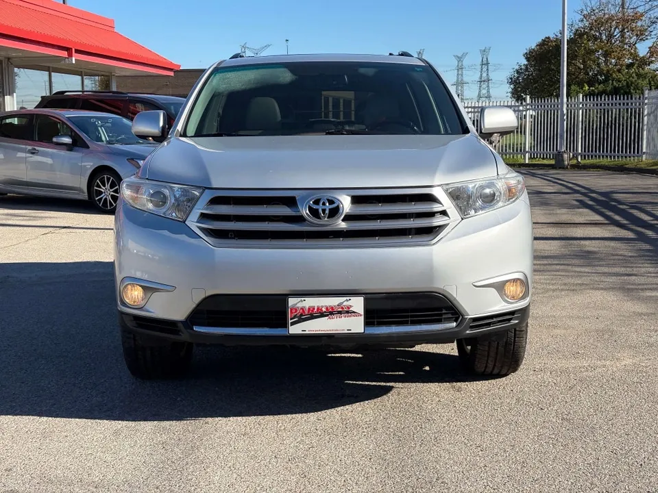 Toyota Highlander 2012 photo 2