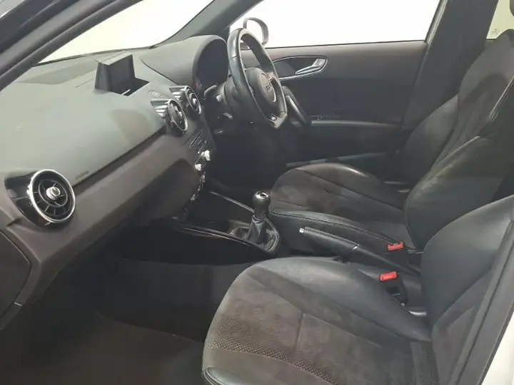 Audi A1 2018 photo 5
