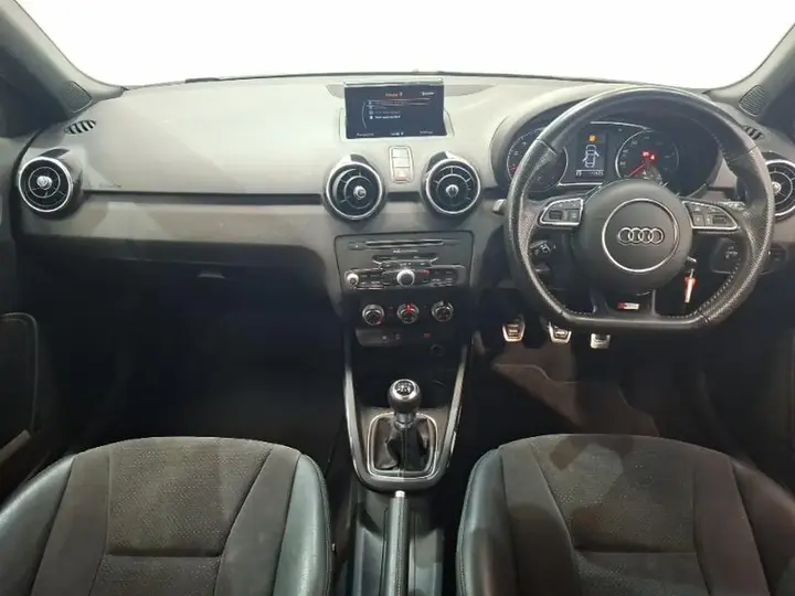 Audi A1 2018 photo 3