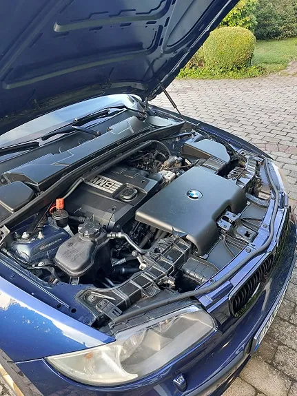 BMW 116I 2011 photo 4