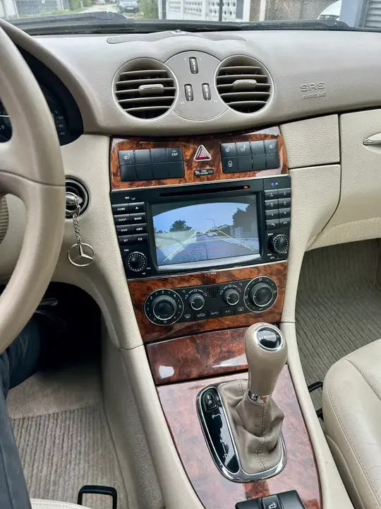 Mercedes-Benz Clk-Class 2006 photo 3