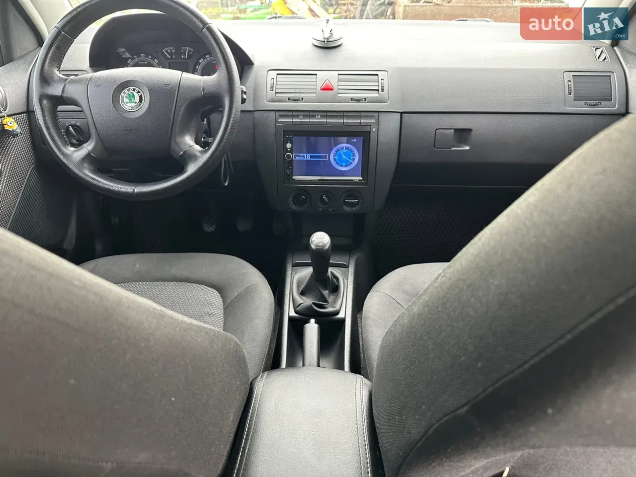 Skoda Fabia 2005 photo 2