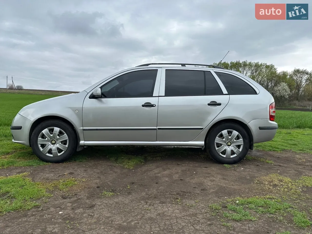Skoda Fabia 2005 photo 3