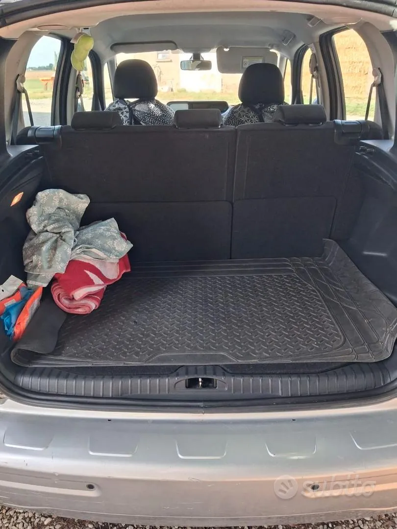 Citroen C3 Picasso 2010 photo 3