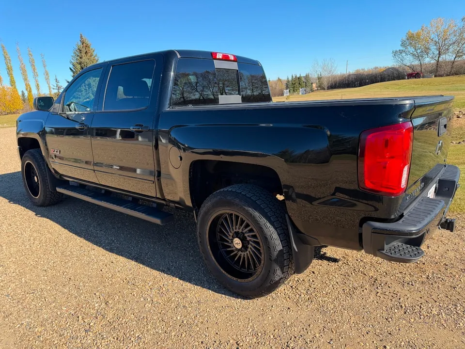 Chevrolet Silverado 1500 2017 photo 2