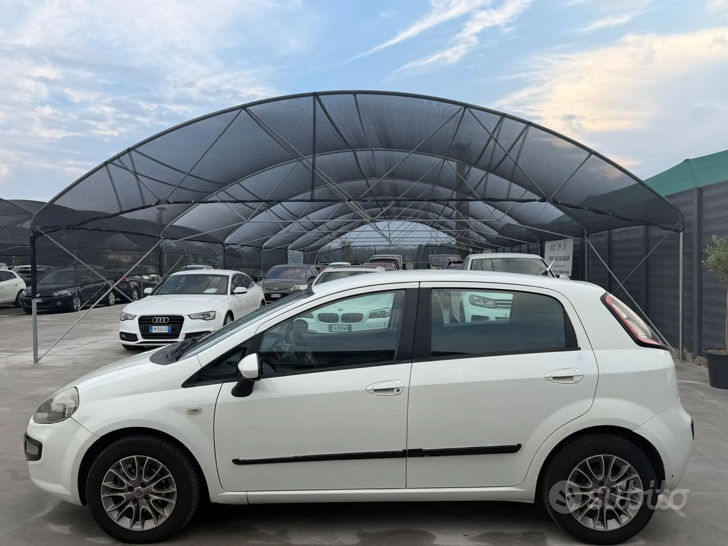 Fiat Punto 2010 photo 5
