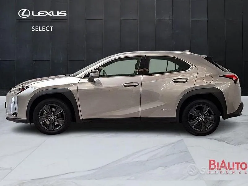 Lexus Ux 2022 photo 3