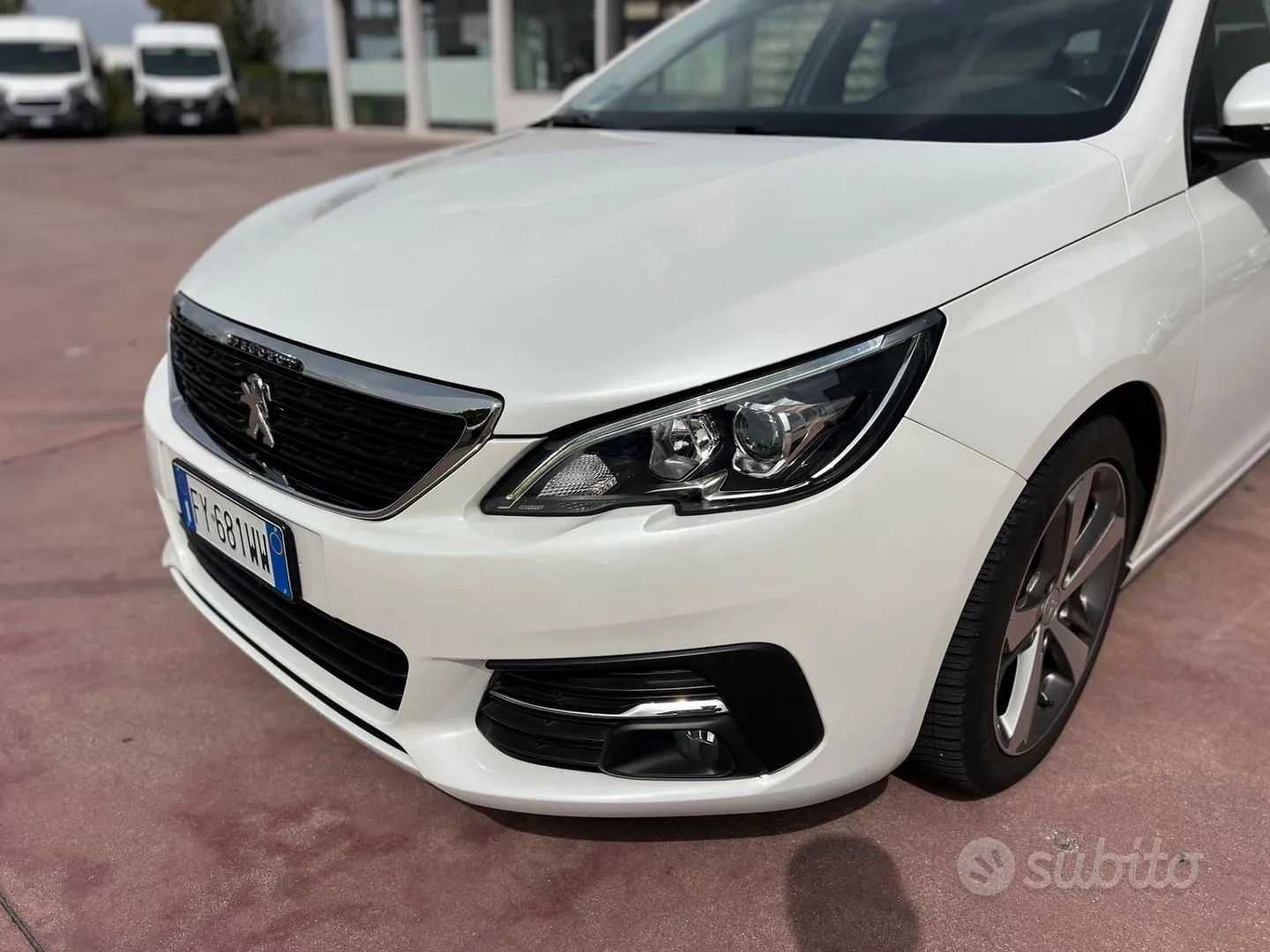 Peugeot 308 2019 photo 4